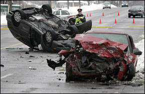 Car crash - From Toronto Star 090428_crash